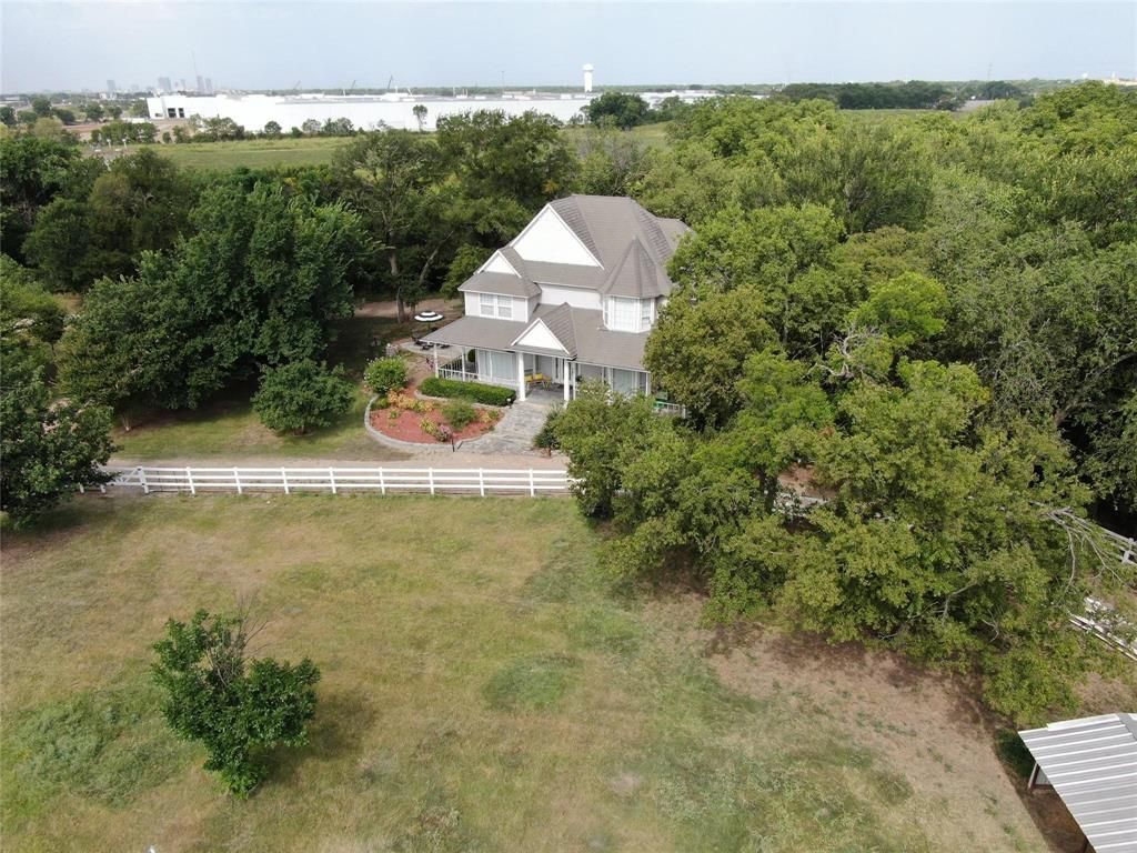 Photo of 2600 Rosebud Lane, Richland Hills, TX 76118 (MLS # 21208253)