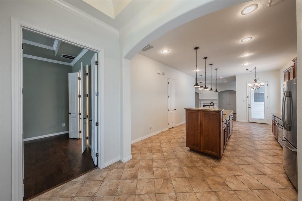 2444 Sunderland Lane