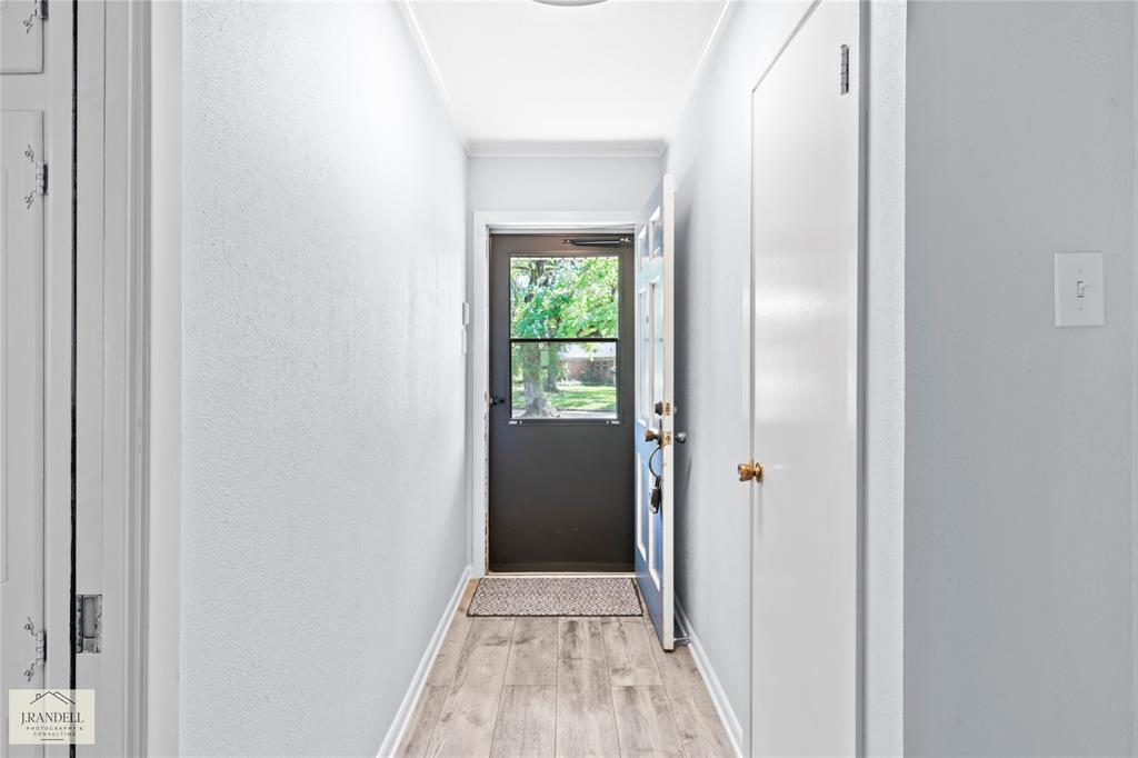 636 Pelican Place