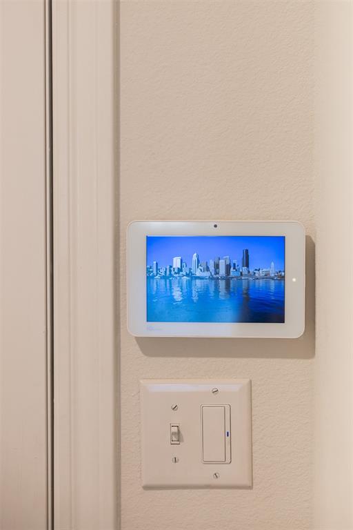 Chalk Hill, Ph 1 - Residential Lease