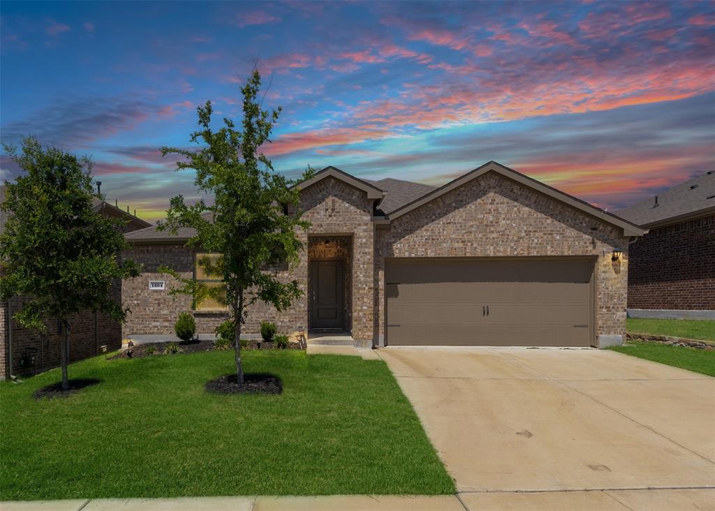 Chalk Hill, Ph 1 - Residential Lease