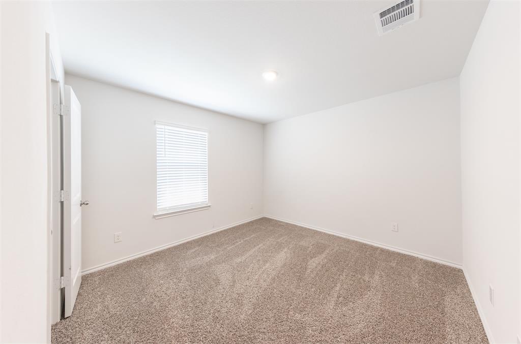 Chalk Hill, Ph 1 - Residential Lease