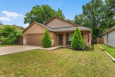 2512 Avenue H Fort Worth TX 76105