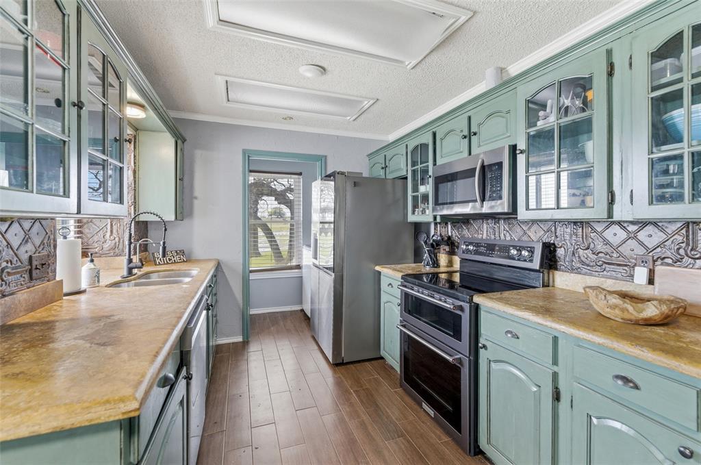 Kelly View Estates - Residential