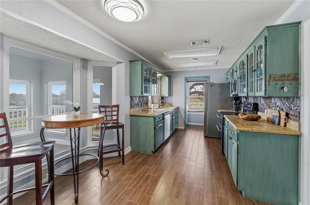 Kelly View Estates - Residential