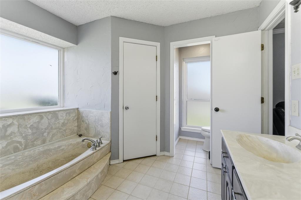 Kelly View Estates - Residential