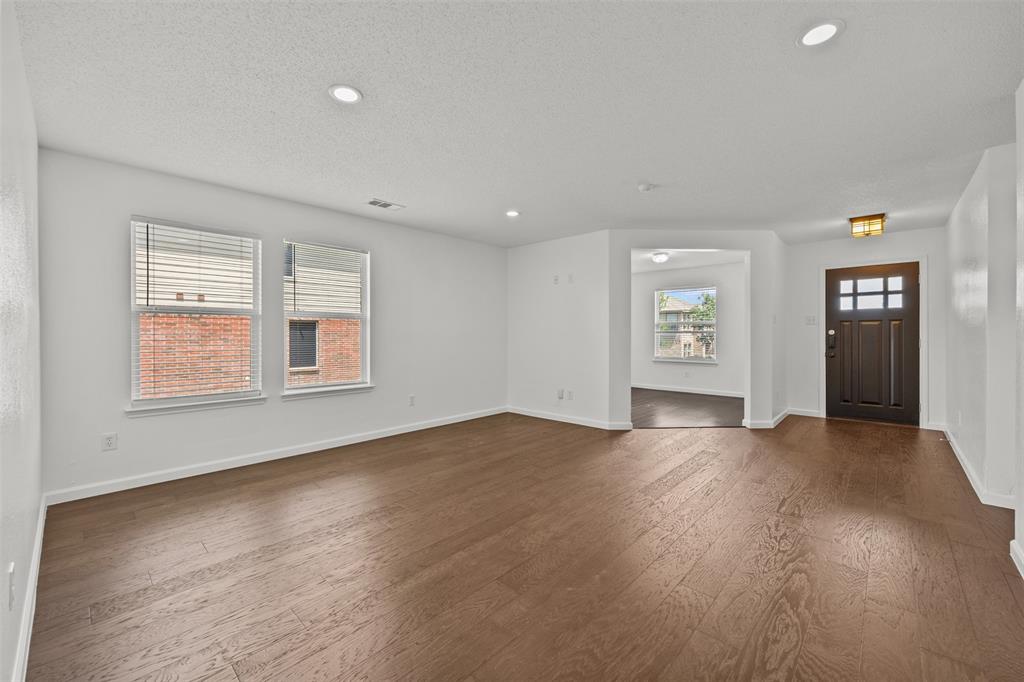 1117 Beeblossom Drive