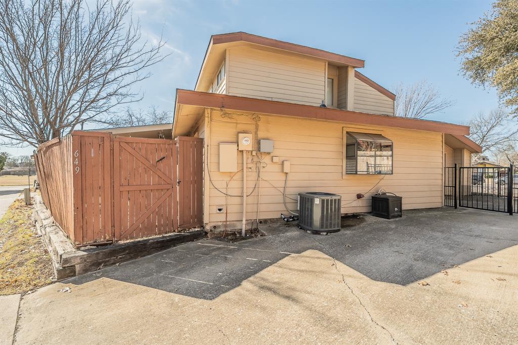 Quailcrest - Residential