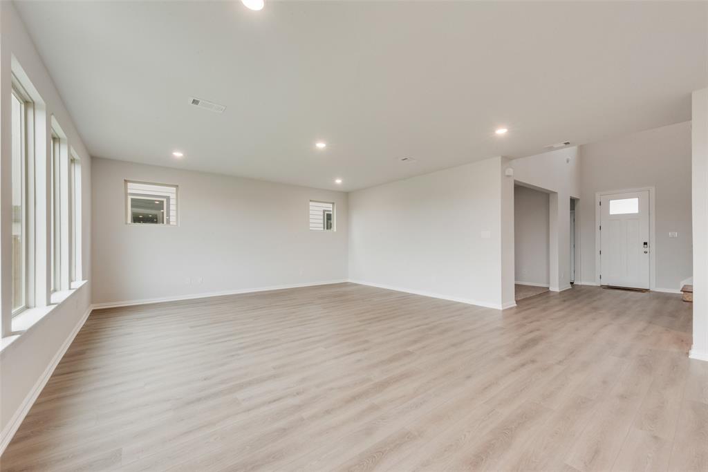 CREEKSIDE PH V - Residential