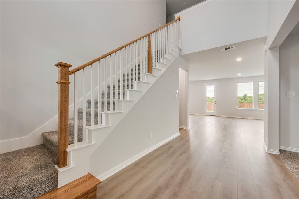 CREEKSIDE PH V - Residential