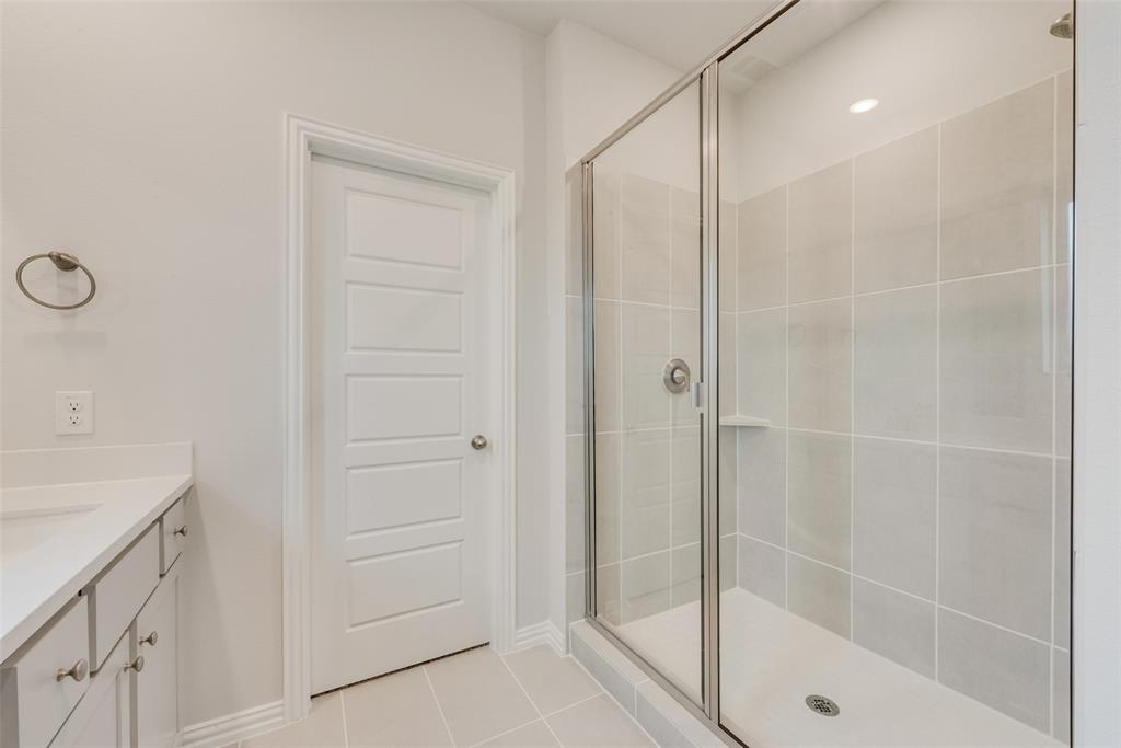 CREEKSIDE PH V - Residential