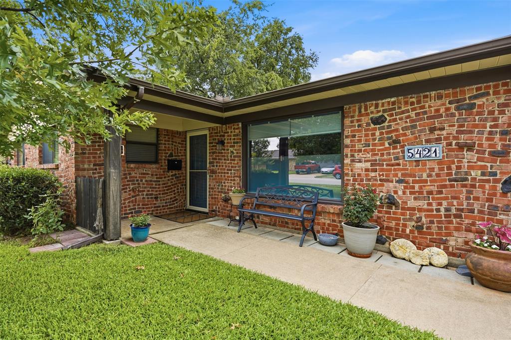 5421 Susan Lee Lane