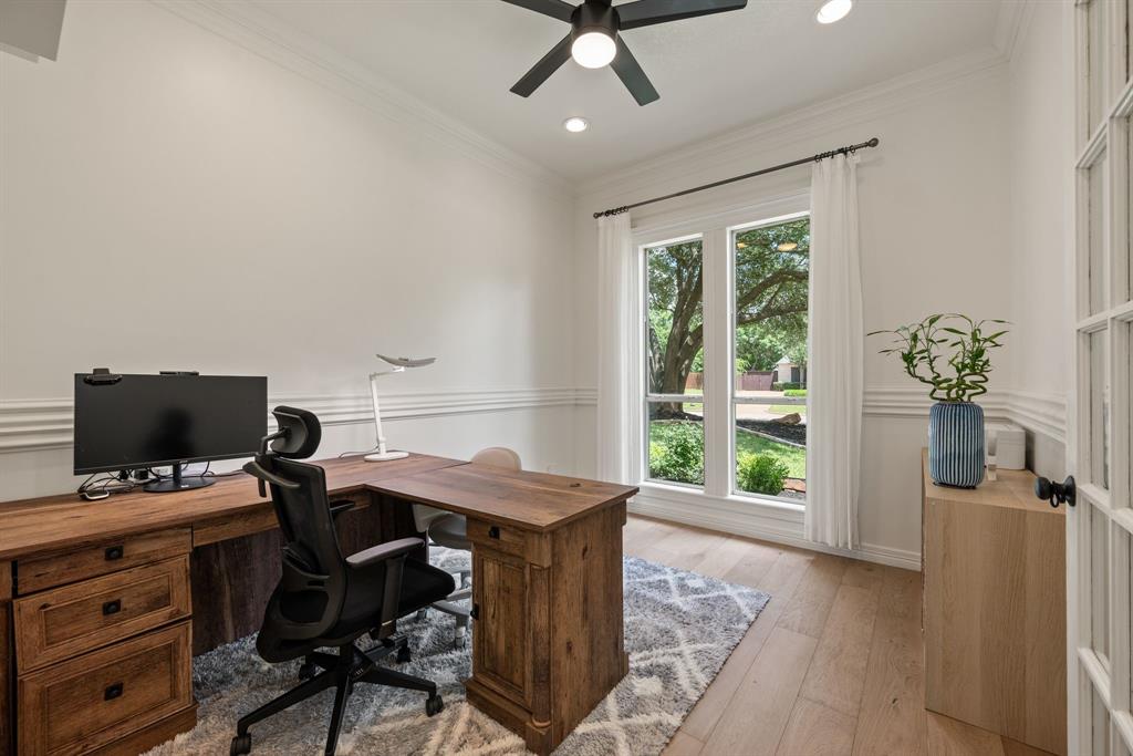 808 Parkdale Drive