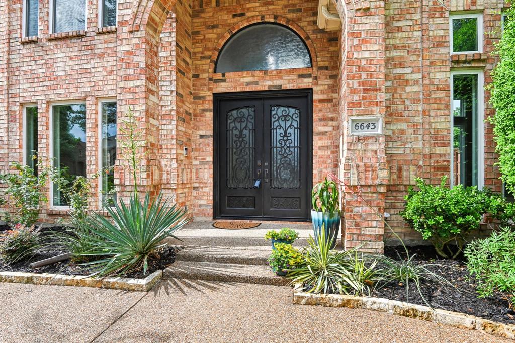 6643 Gretchen Lane