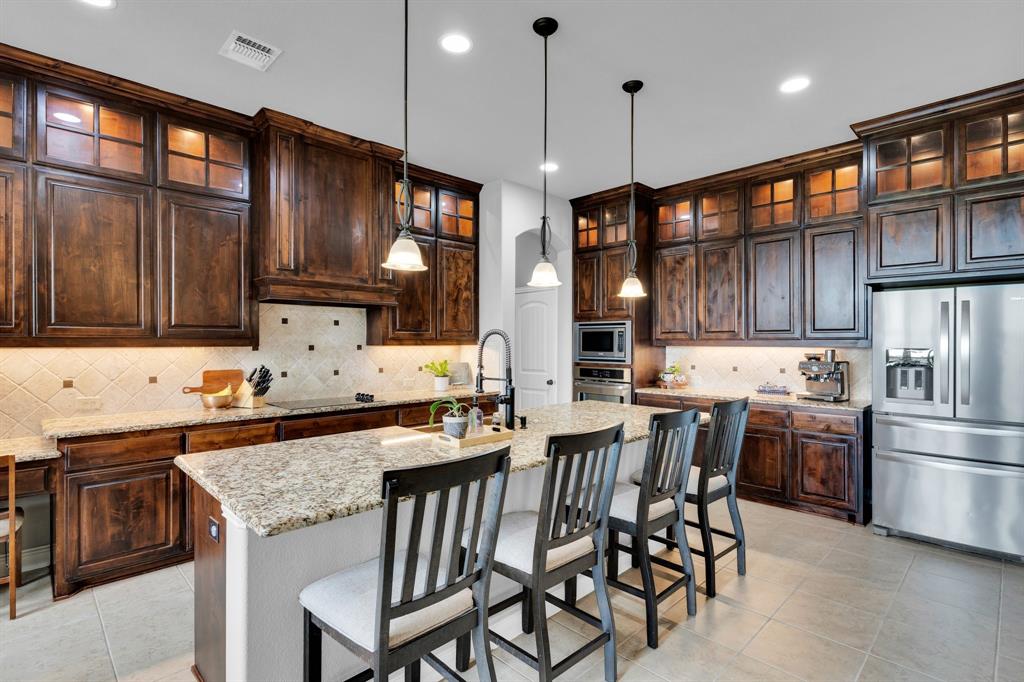 102 Willowbrook Drive