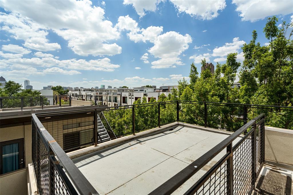 Dwelling At Munger Condos - Residential