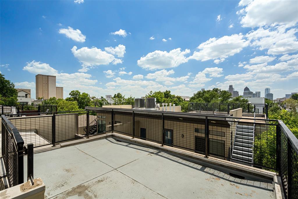 Dwelling At Munger Condos - Residential