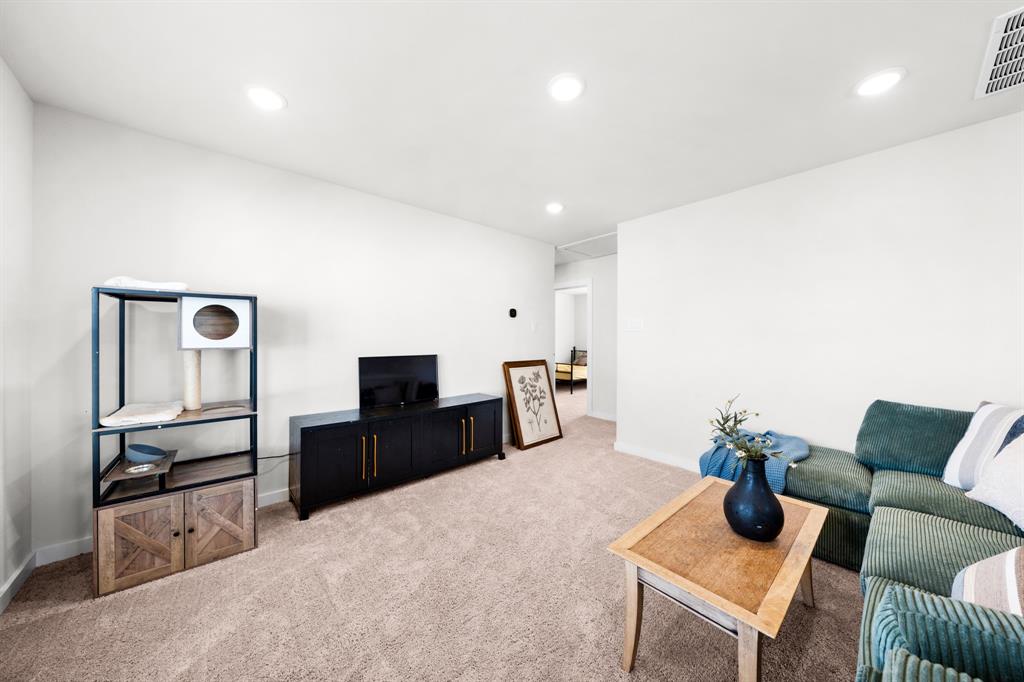 Ambergrove Whiteside Village - Residential