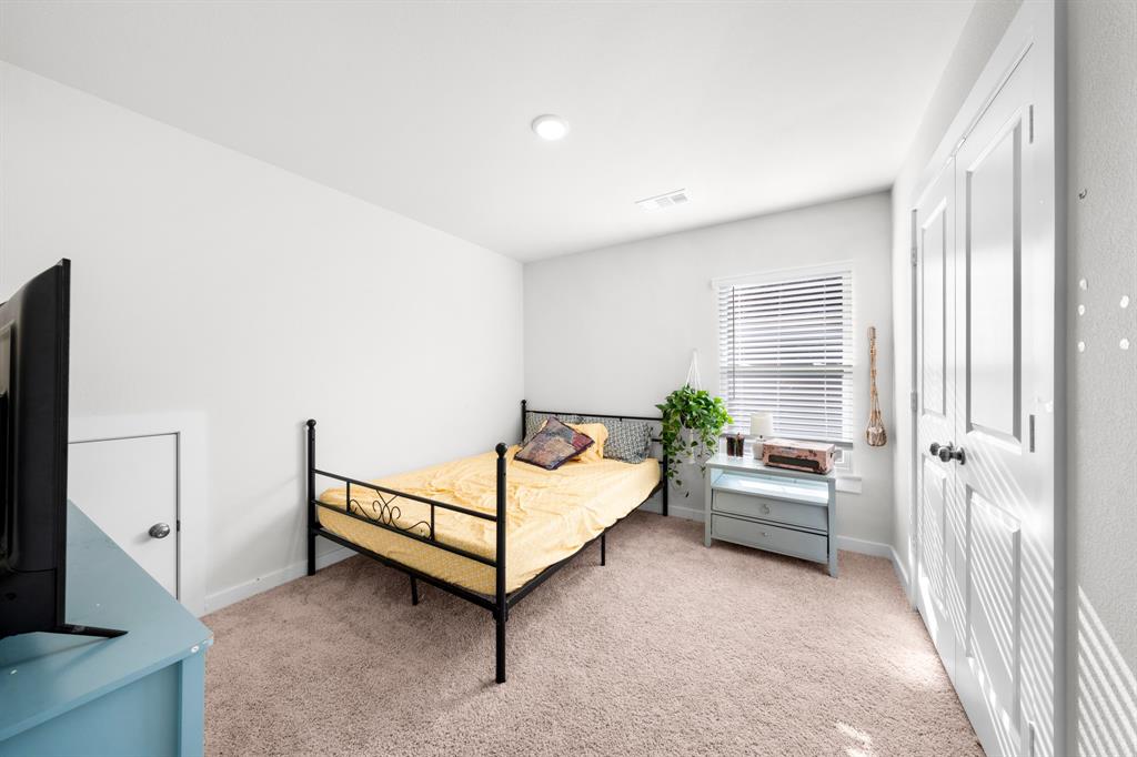 Ambergrove Whiteside Village - Residential