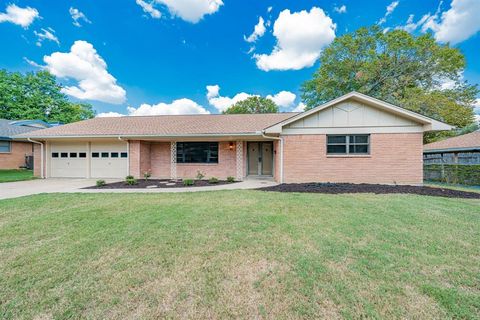 5804 Wimbleton Way Fort Worth TX 76133