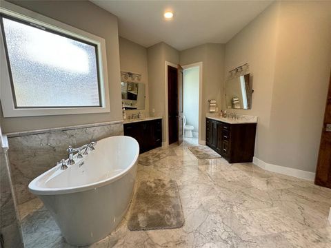 Tiny photo for 474 Eagle Cove Circle, Tioga, TX 76271 (MLS # 20795326)