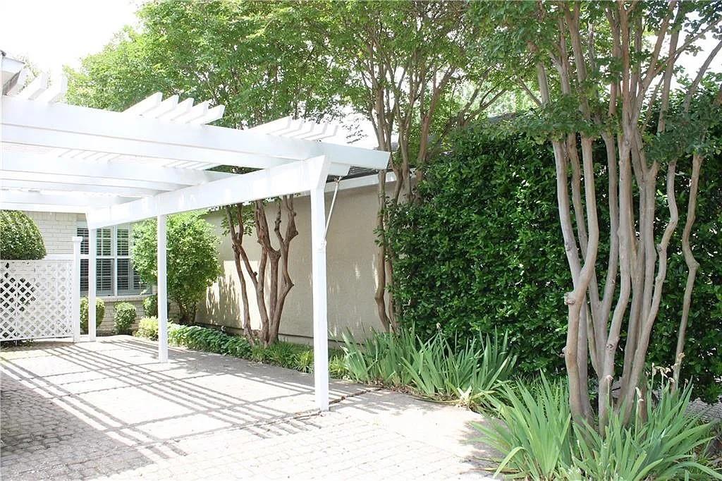 Stoney Glen - Residential Lease