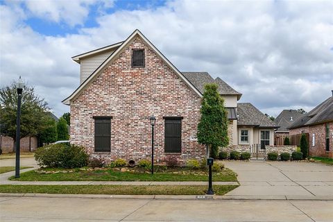 Tiny photo for 825 Galvez Avenue, Shreveport, LA 71115 (MLS # 21197765)