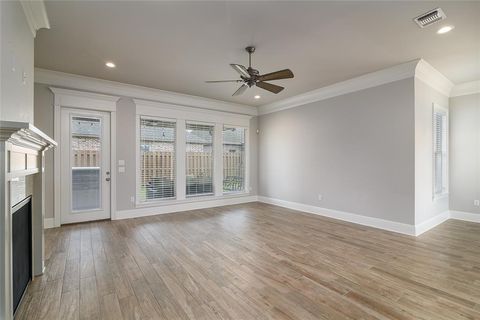 Tiny photo for 825 Galvez Avenue, Shreveport, LA 71115 (MLS # 21197765)