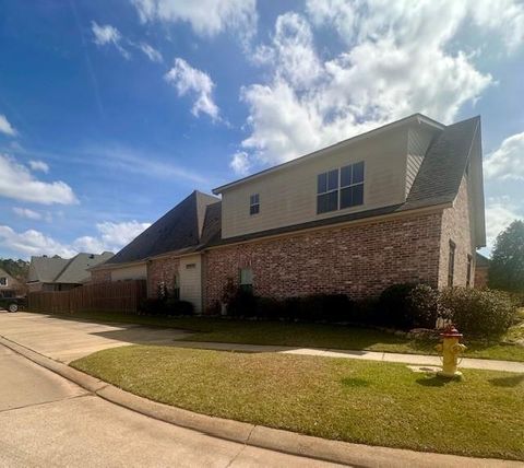 Tiny photo for 825 Galvez Avenue, Shreveport, LA 71115 (MLS # 21197765)