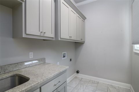 Tiny photo for 825 Galvez Avenue, Shreveport, LA 71115 (MLS # 21197765)