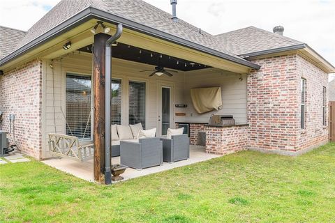 Tiny photo for 825 Galvez Avenue, Shreveport, LA 71115 (MLS # 21197765)