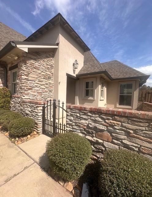 Twelve Oaks - Residential