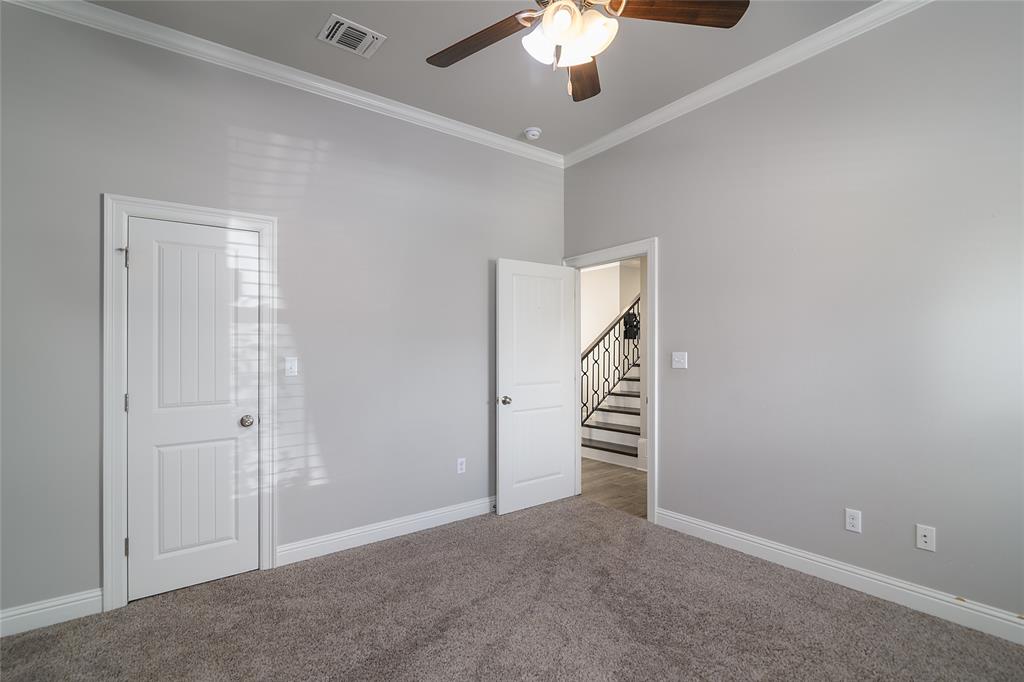 Twelve Oaks - Residential