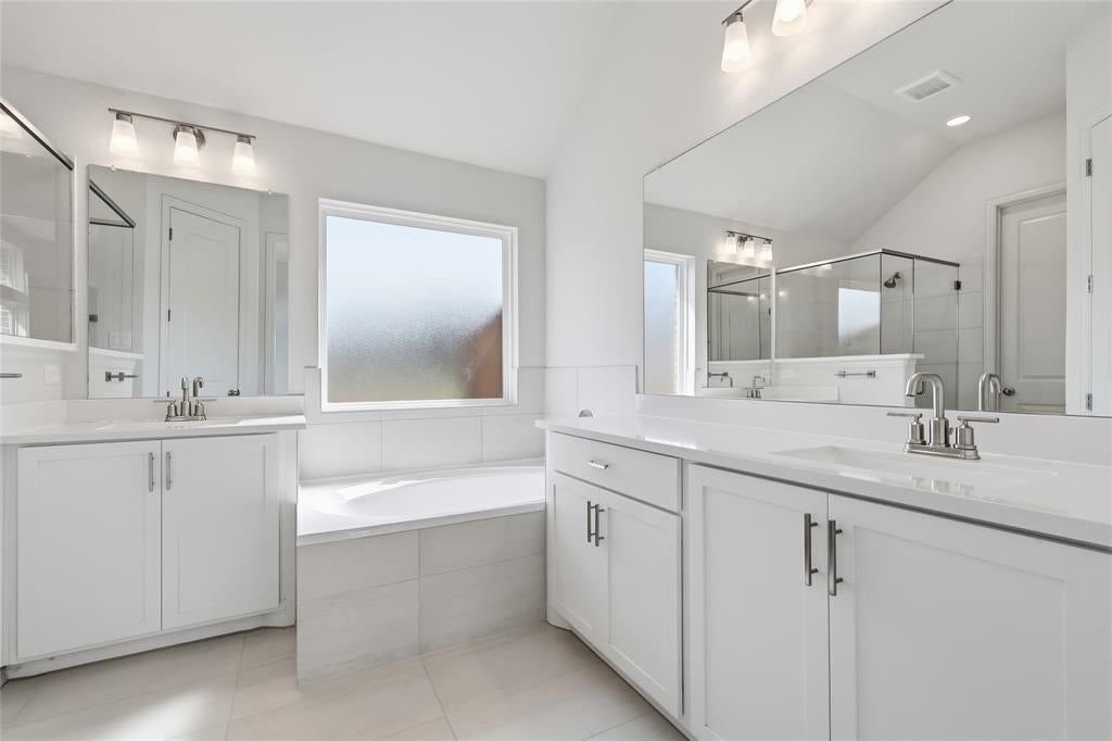 2808 Alcove Lane