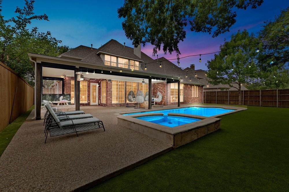 1636 Thomas Lane