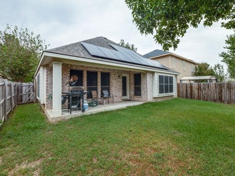 A home in Crowley