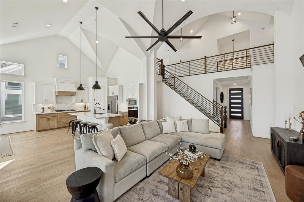 1516 Portico Place