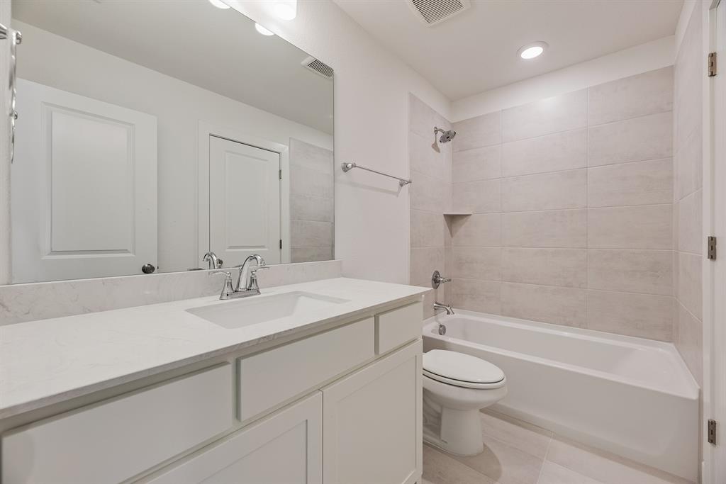 Tavolo Park - Residential