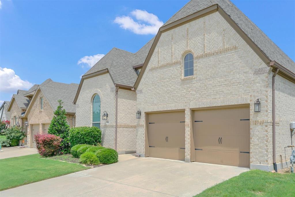 6108 Strada Cove
