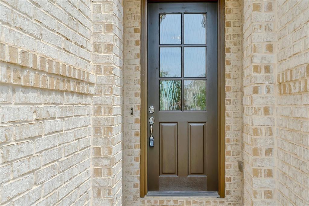6108 Strada Cove