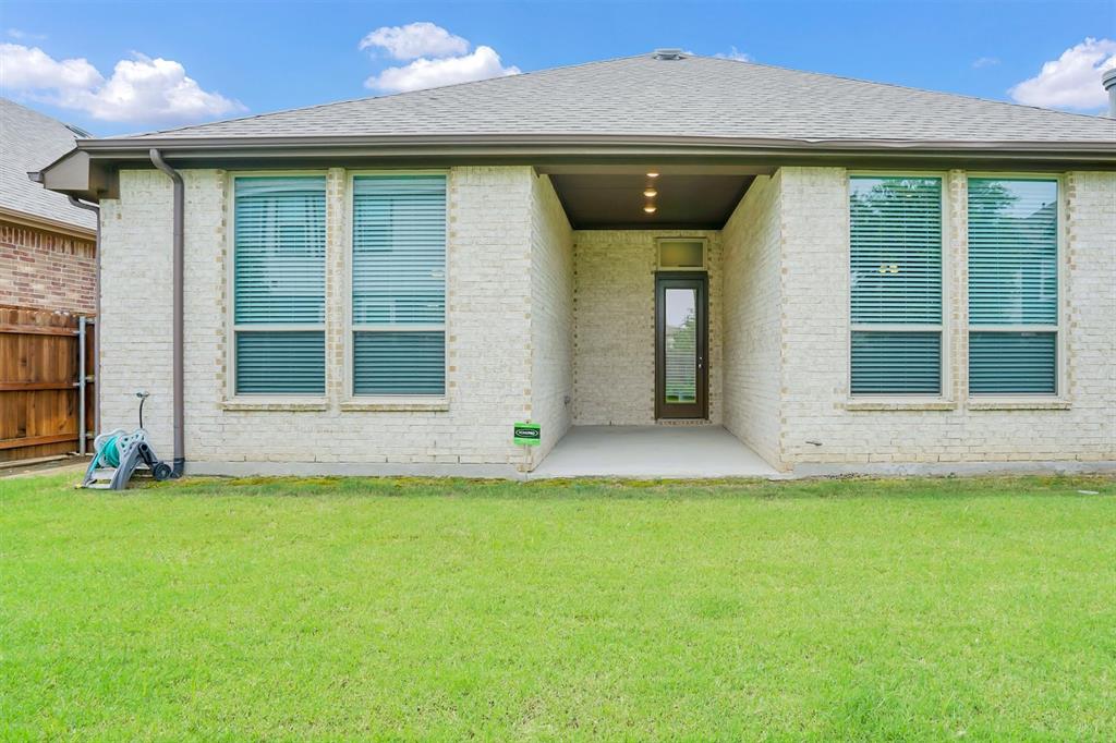 6108 Strada Cove