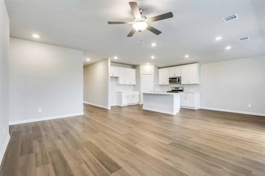 Lakehaven - Residential