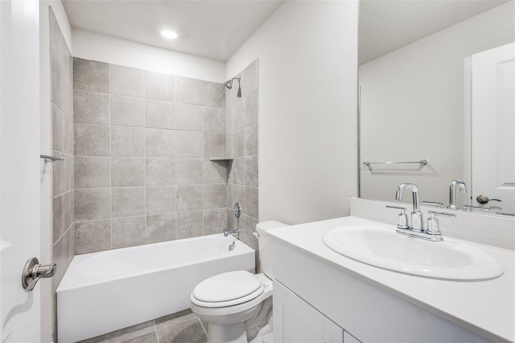 Lakehaven - Residential