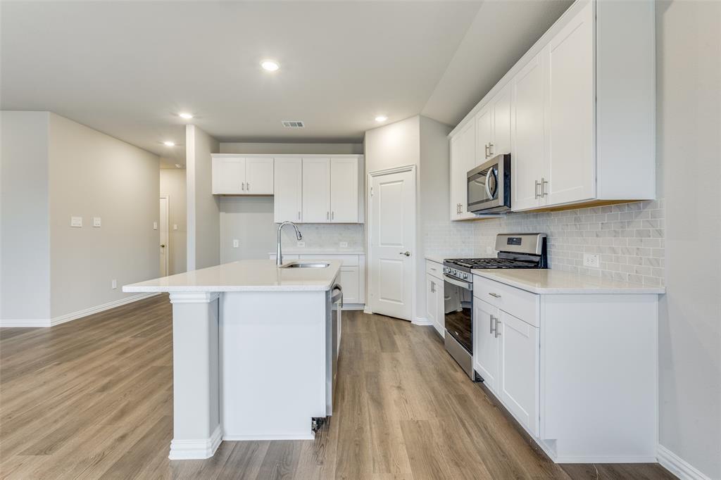 Lakehaven - Residential