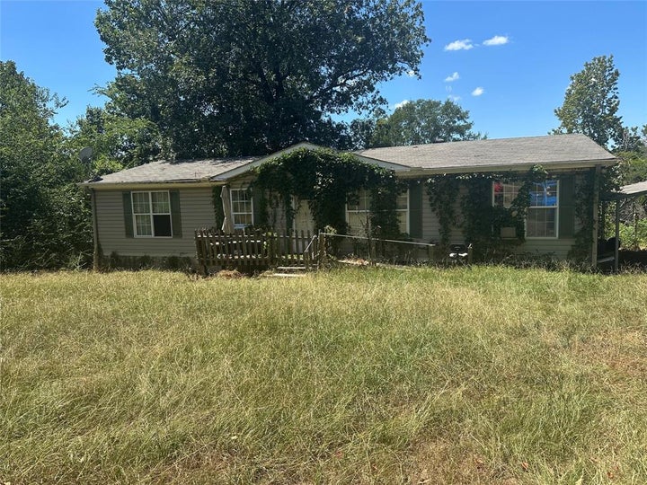 Photo 1 of 5 — 9324 Private Road 3351, Gilmer, TX 75645