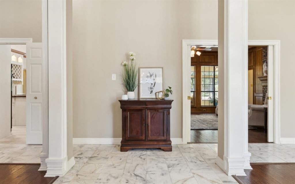 405 Canyon Oaks Drive