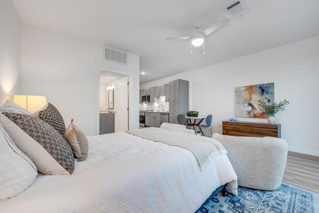 Hoods J T - Residential Lease