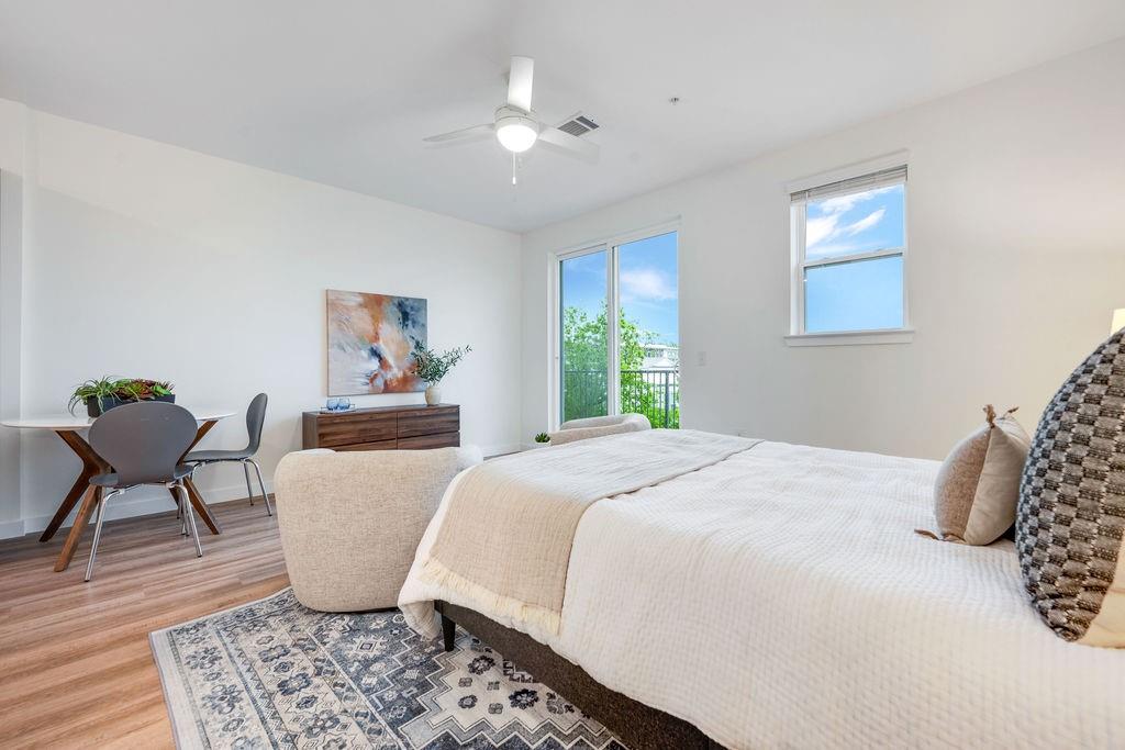 Hoods J T - Residential Lease