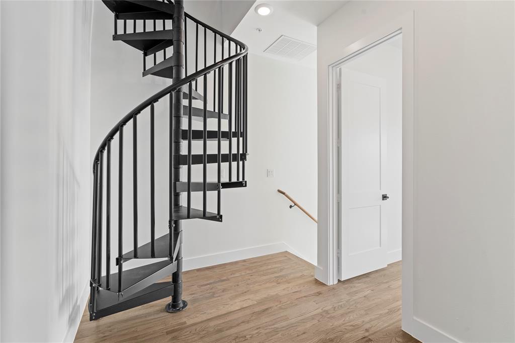 ROSELAND PATIOS CONDOS - Residential