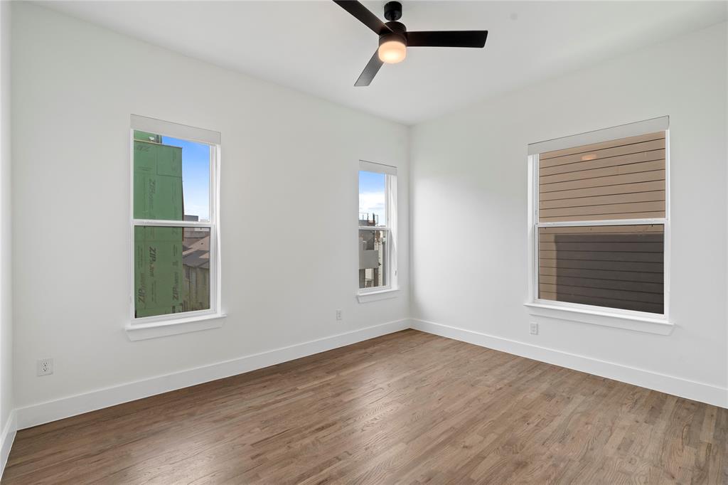 ROSELAND PATIOS CONDOS - Residential